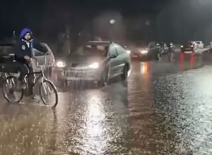 chuva-acima-do-esperado-alaga-ruas-e-causa-transtornos-em-canoas