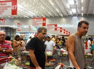 intencao-de-consumo-das-familias-registra-alta-de-0,5%-em-junho