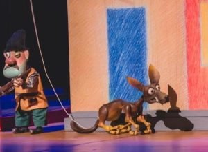 Teatro Pedro e o Lobo-min